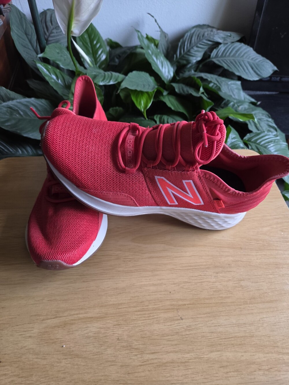 NEW BALANCE Red Roav Athletic Shoe Size 11 Women.
